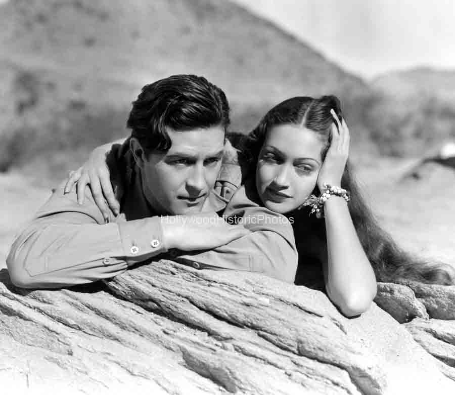 Dorothy Lamour 1938 2.jpg